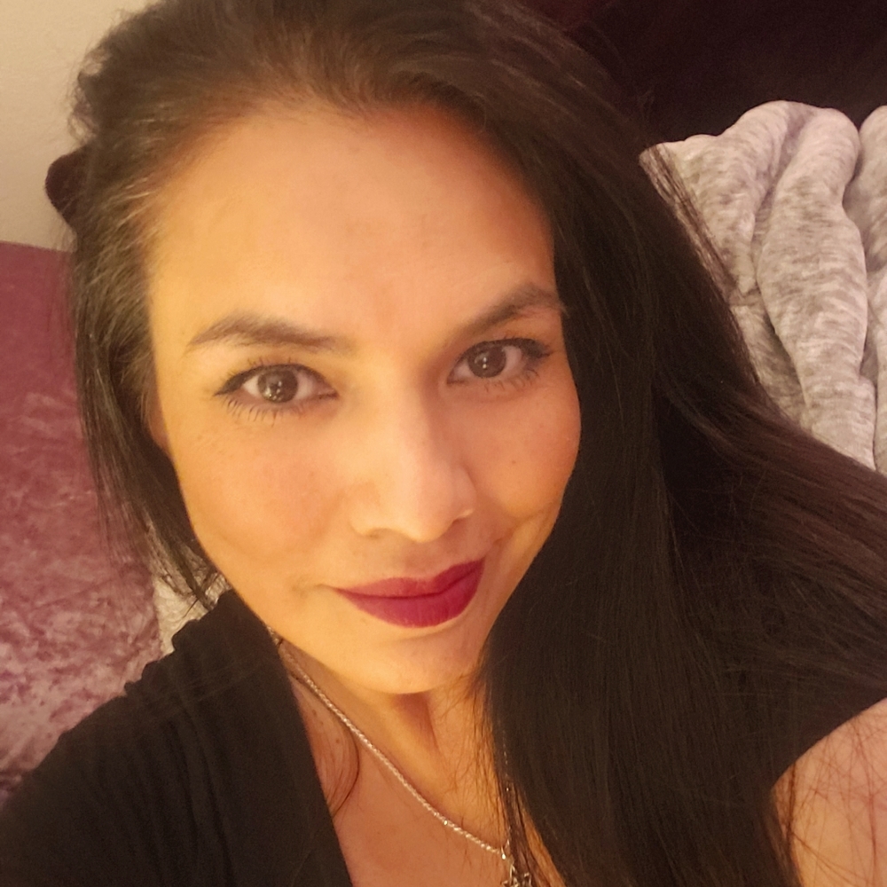 Meet your Posher, Miriam
